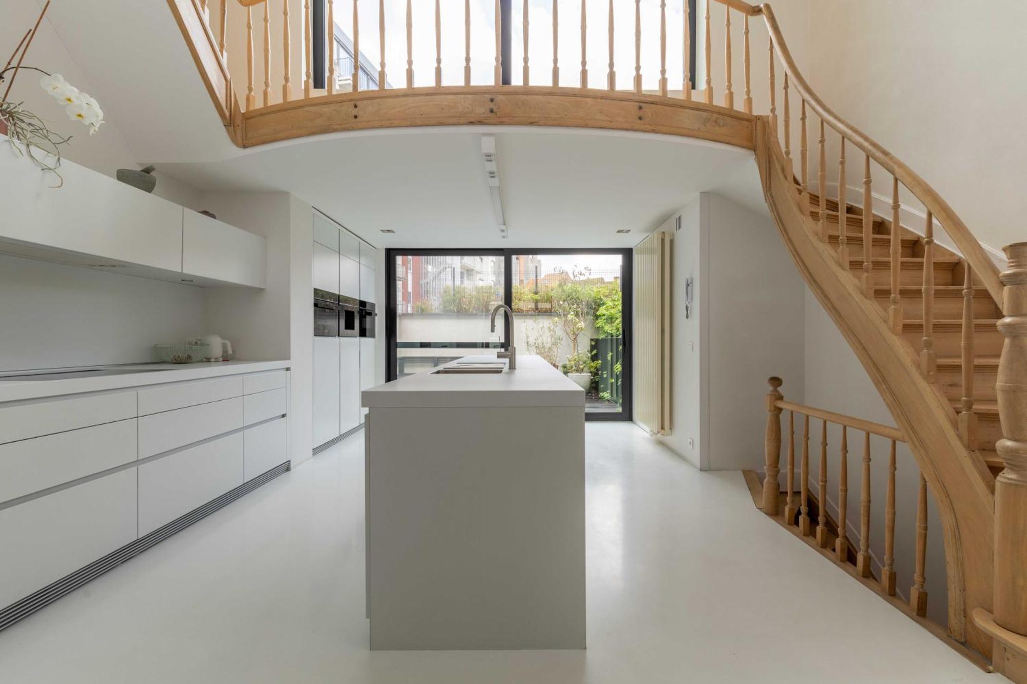 Spacious Belle Epoque House With Free Parking Ostend Exterior photo